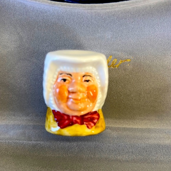 *Rare* Vintage Tony Wood Thimble - Picture 1 of 6